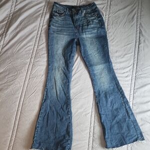 Judy Blue Vintage Wash Flare Jeans